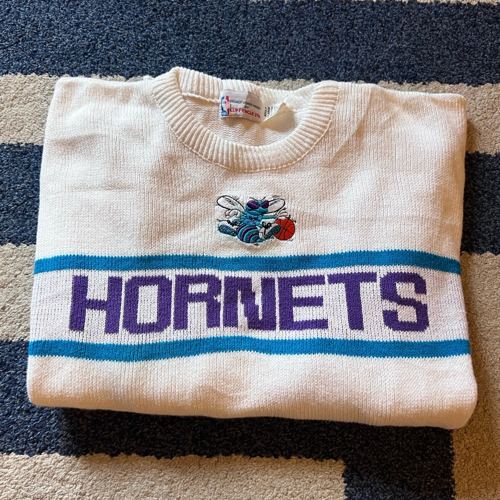 RARE VINTAGE Charlotte Hornets Cliff Engle Sweater NBA Basketball 1980s 1990s XL